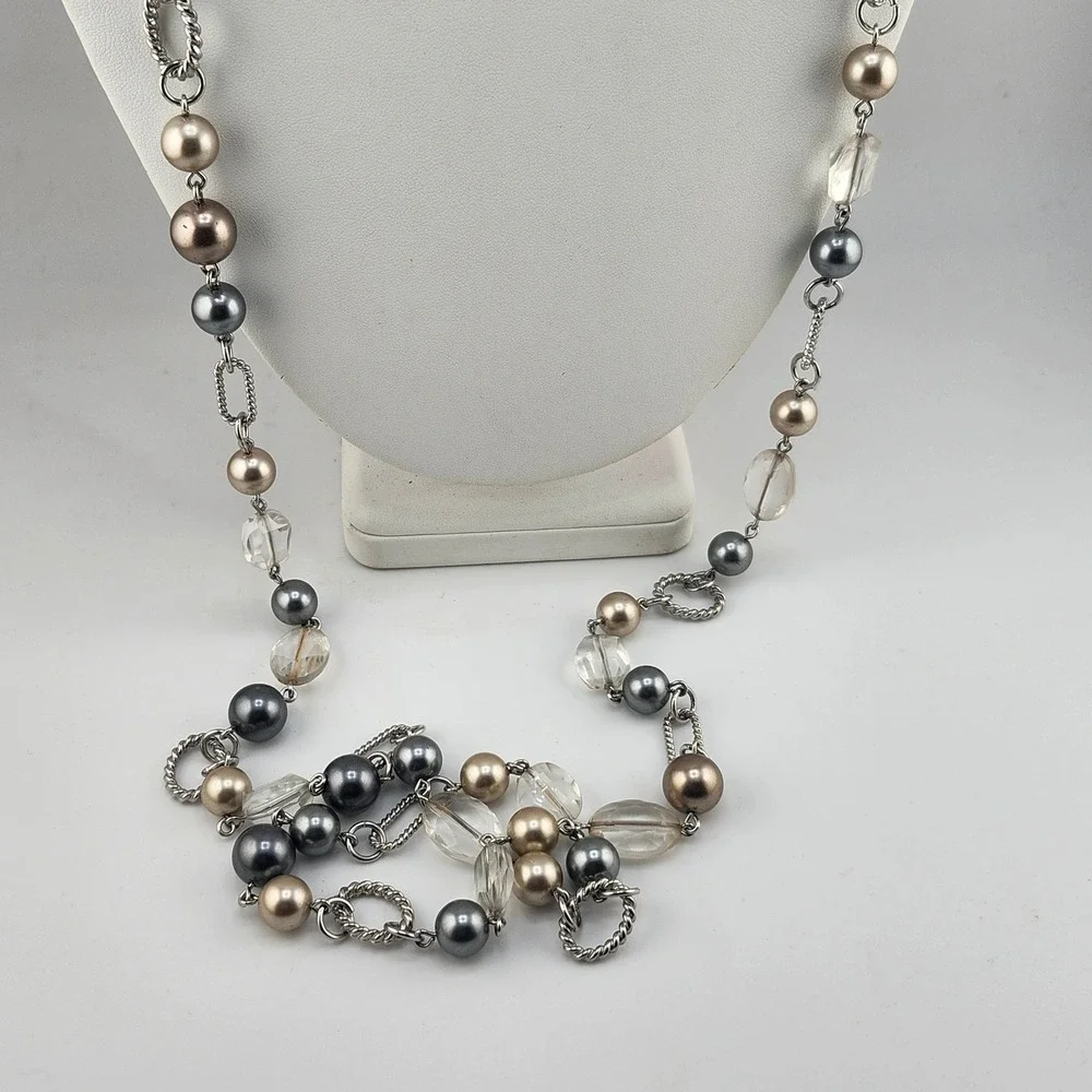 Long Beaded Necklace Silver Tone‎ Gray Taupe Clear Accent Beads